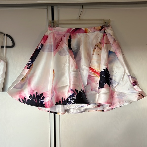 Dave & Johnny Short Two Piece Prom Dress Size 5/6 Never Worn - Picture 4 of 9